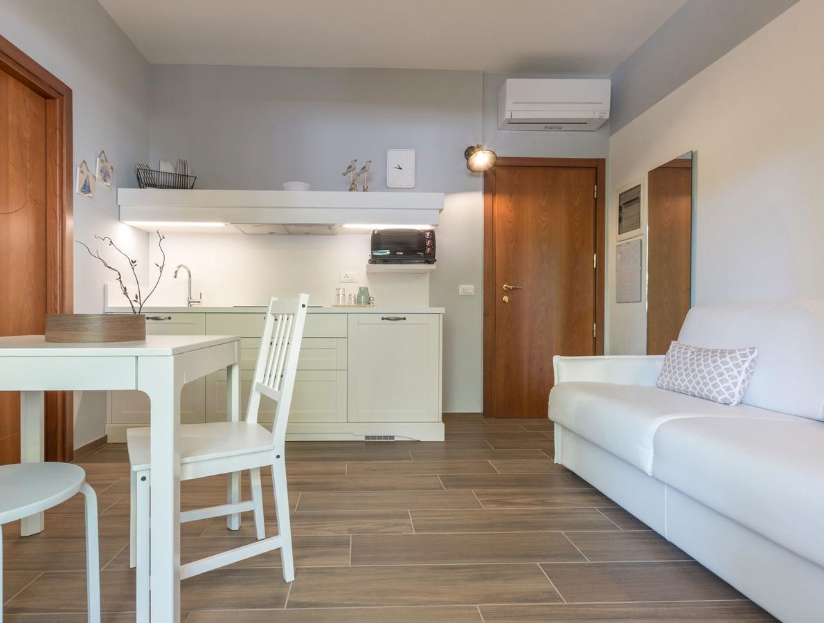 Hotel Villa Tosi เบลลาเรีย-อีเจอา มารีนา ภายนอก รูปภาพ